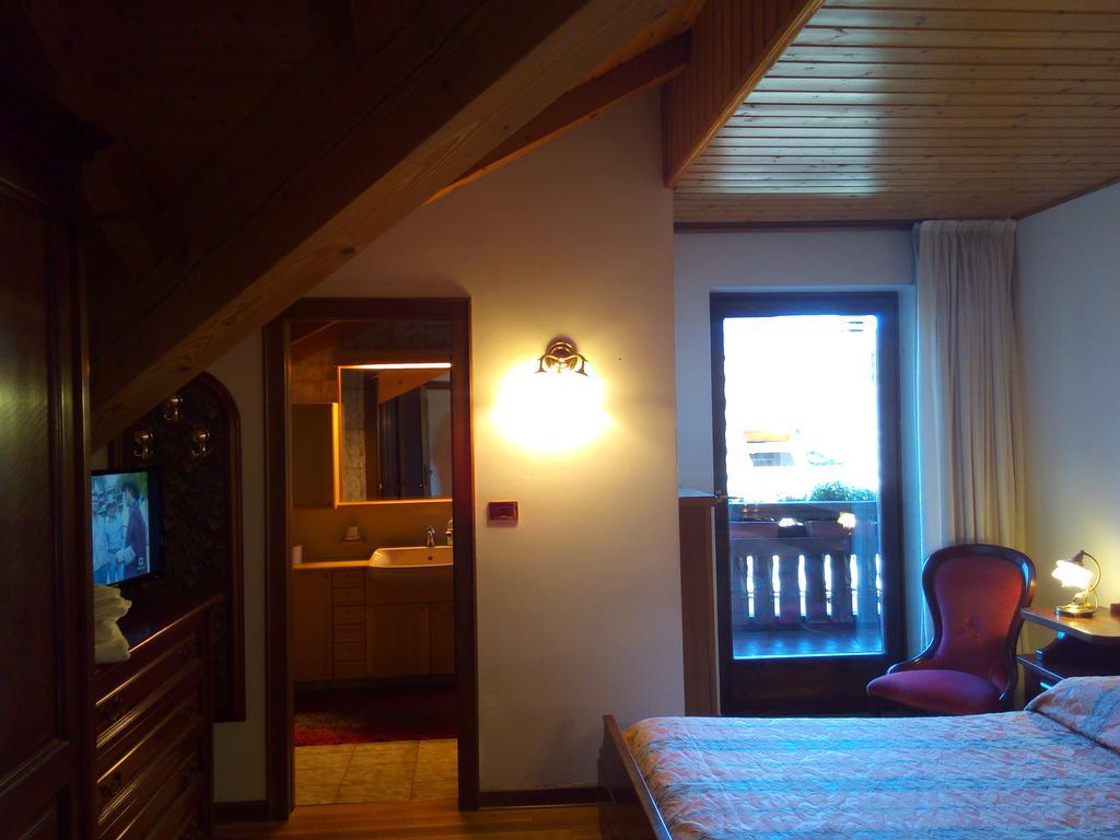 B&B Casa Bazzanella Кавалезе Экстерьер фото
